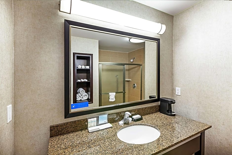 Hampton Inn By Hilton & Suites Houston/League City