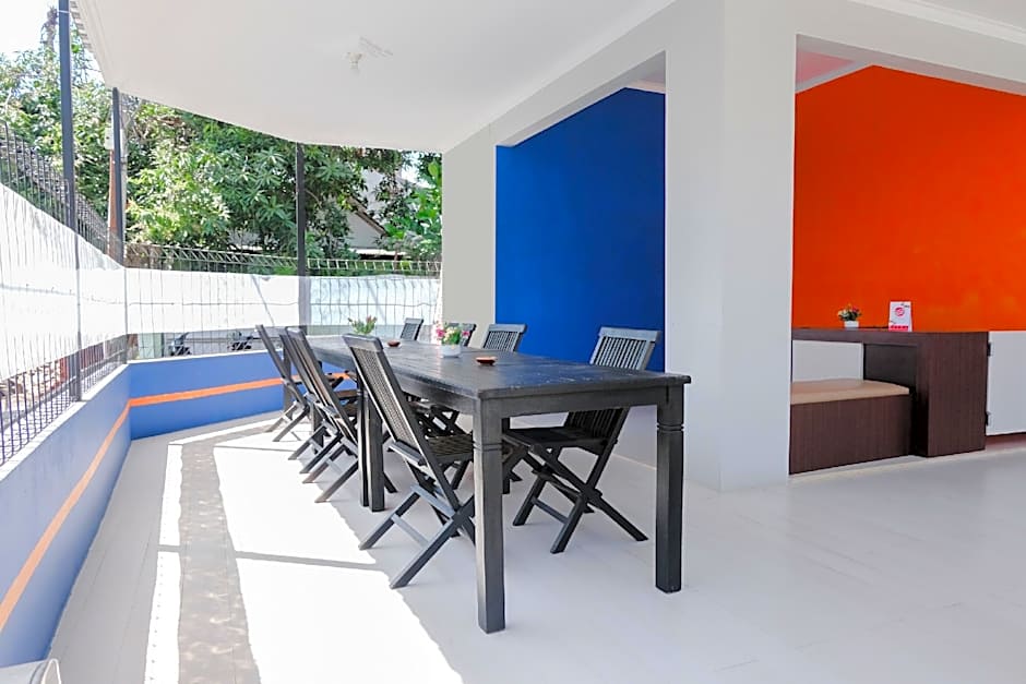 Hotel O El Reyshi Family Residence Syariah