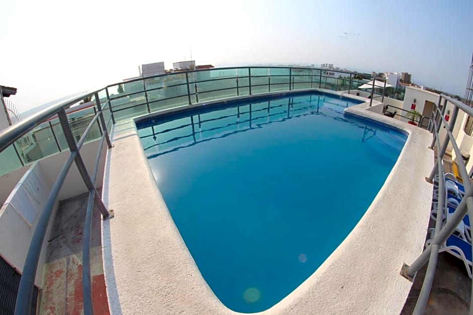 Hotel Portonovo Plaza Malecon