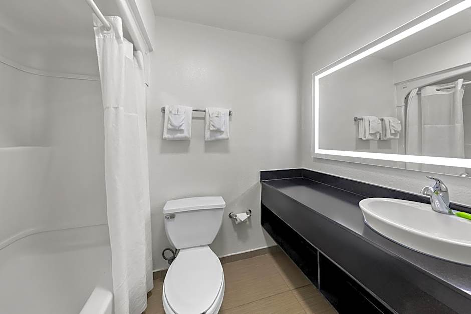 Quality Inn Fishers - Indianapolis