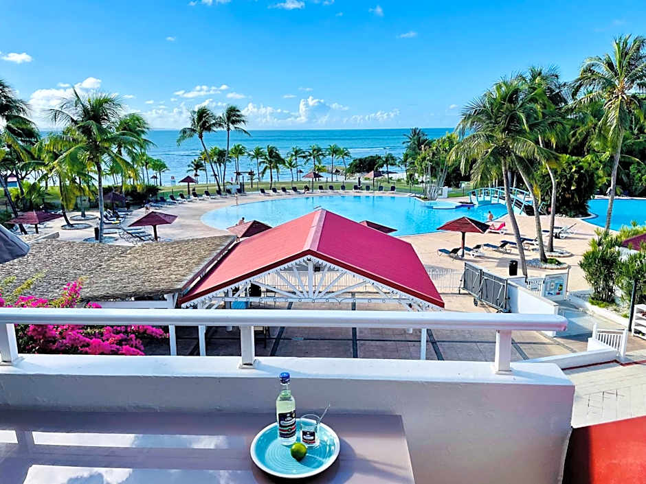 Sur la Plage - Club Sainte-Anne