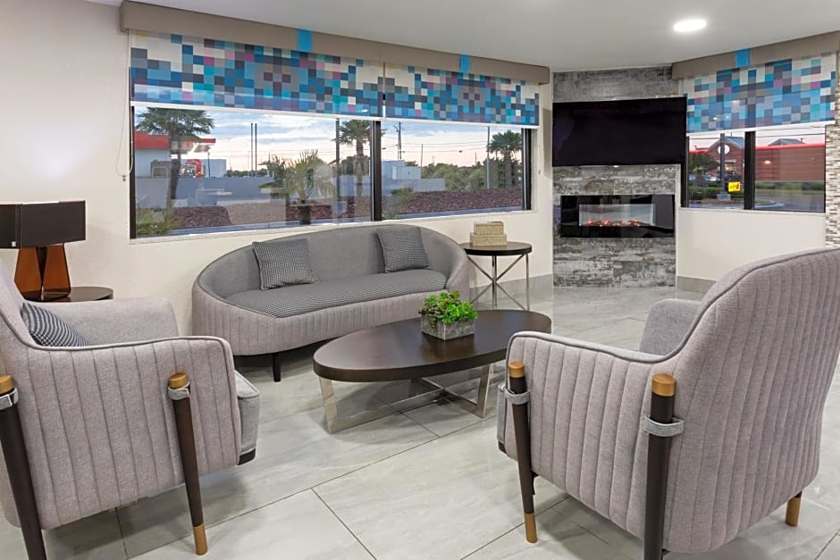 Super 8 by Wyndham Prattville Montgomery