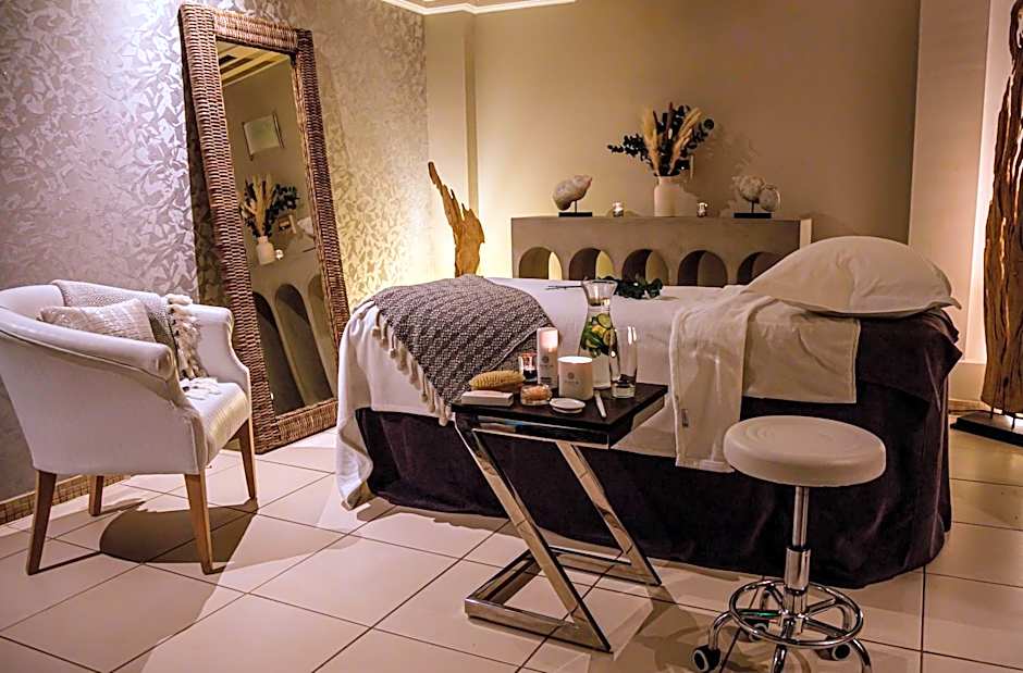 Alexander House Hotel & Utopia Spa