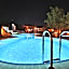 Holiday Cave Hotel
