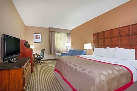 King Room with Sofa Bed - Non-Smoking