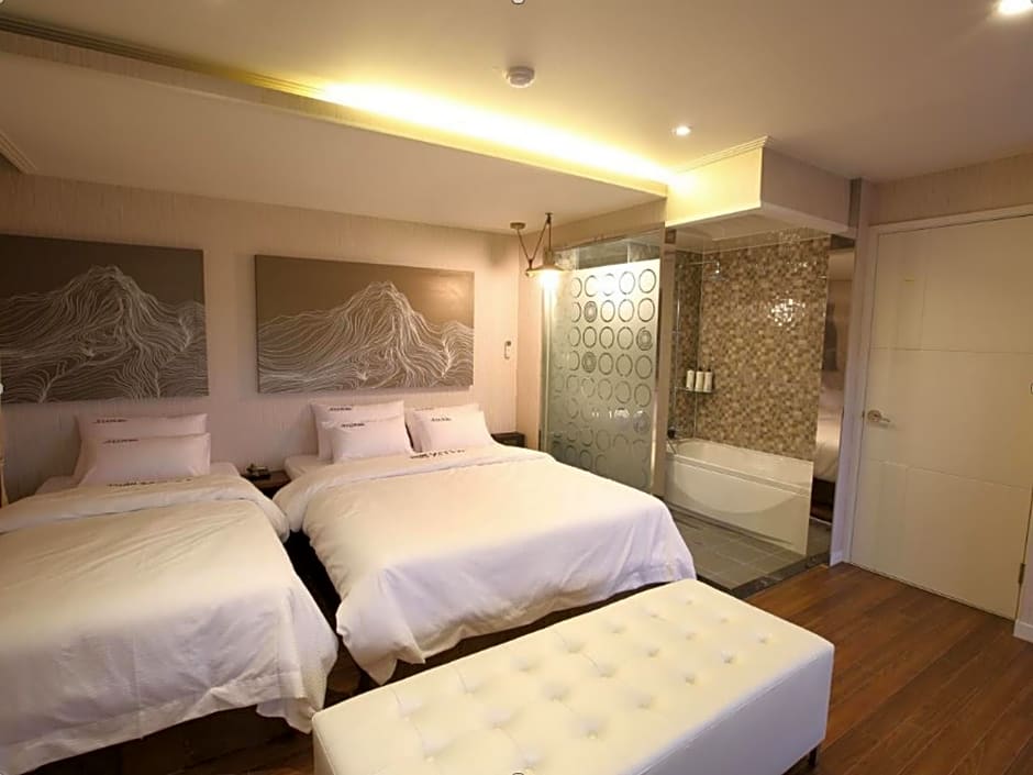 Jeju Lux Hotel