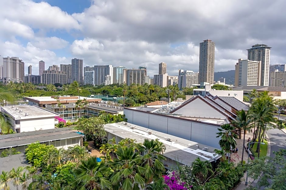 Regency On Beachwalk Waikiki By Outrigger