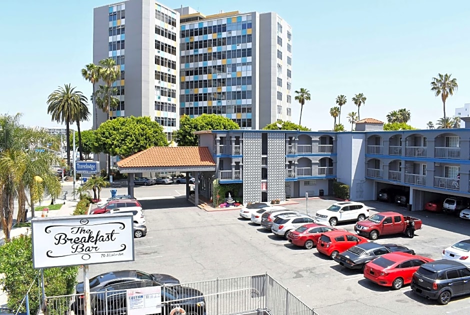 Travelodge by Wyndham Long Beach Convention Center