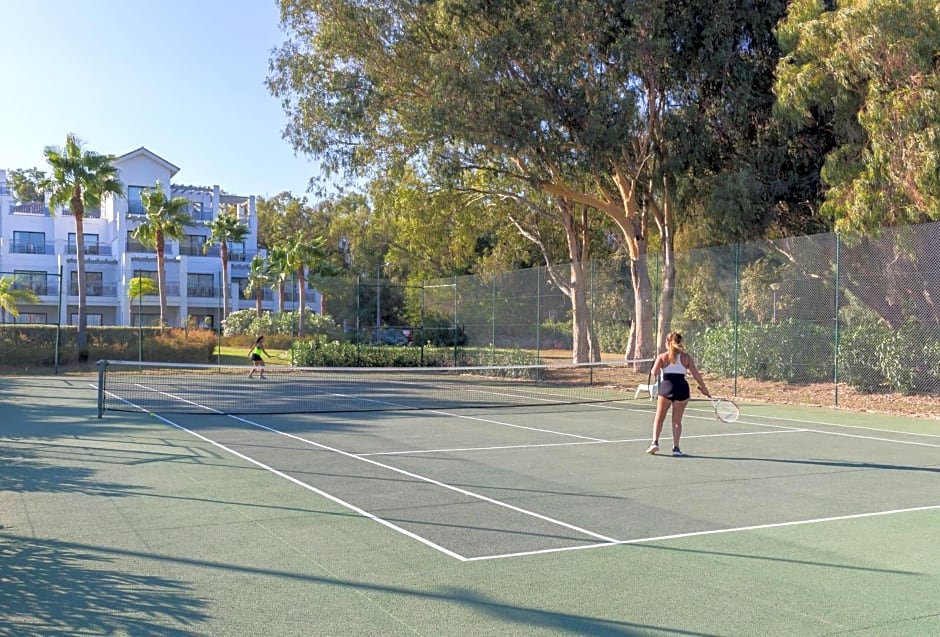 Estepona Hotel & Spa Resort