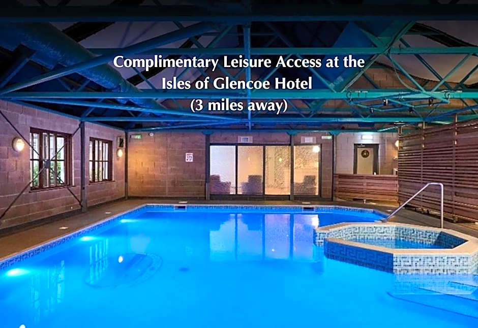 RiverBeds - Luxury Wee Lodges with Hot Tubs