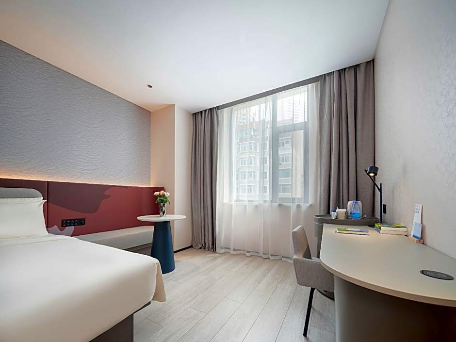 Atour Light Hotel Dalian Zhongshan Square Renmin Road