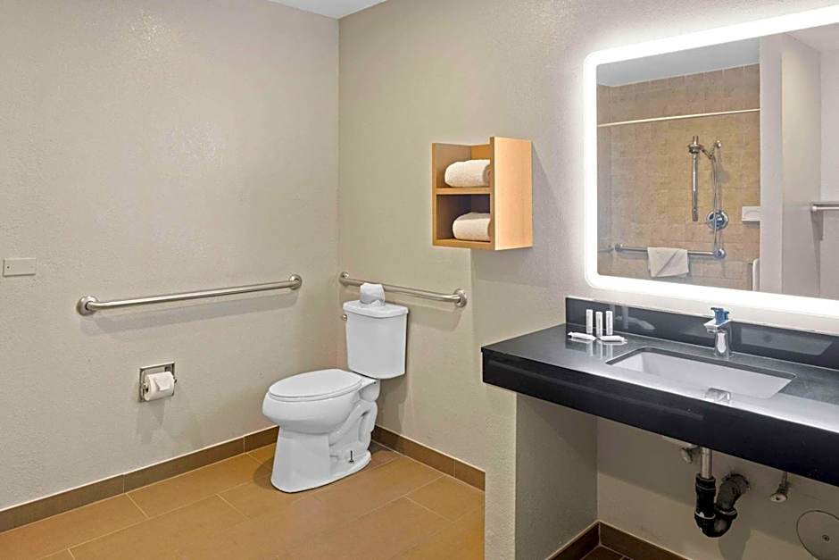 Days Inn by Wyndham San Diego-East/El Cajon