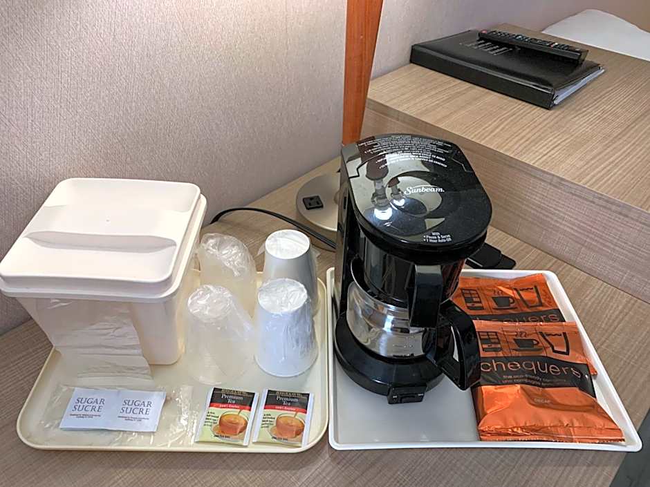 Econo Lodge Quebec Airport