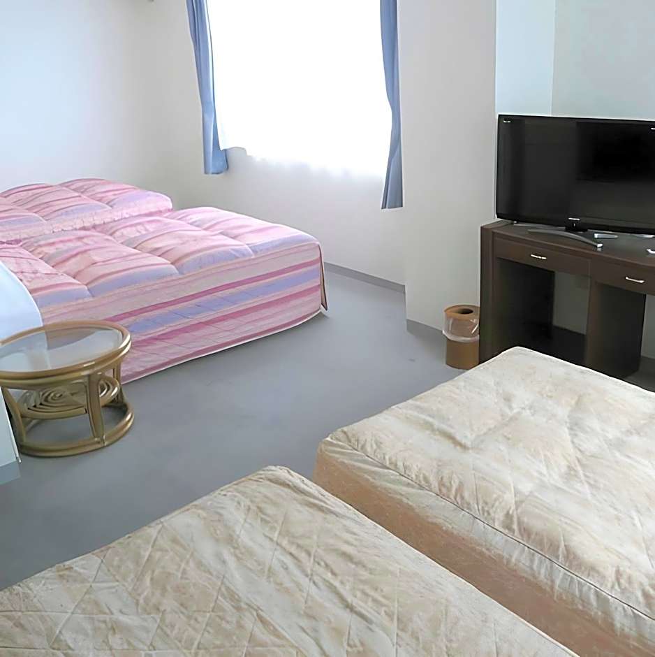 Hotel Peace Land Ishigakijima