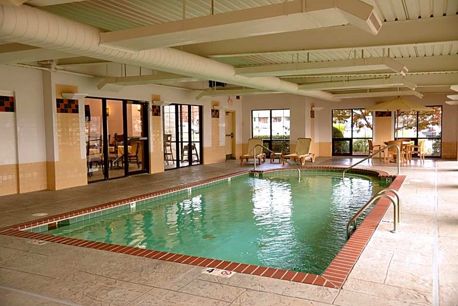 La Quinta Inn & Suites by Wyndham Springfield South
