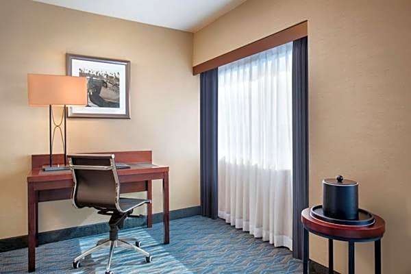 Crowne Plaza Los Angeles Harbor Hotel By IHG