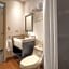 ROOM Hotel & Suites