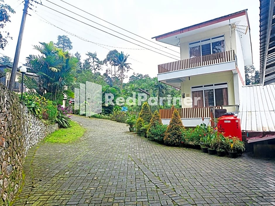 Hotel Anita Baturaden Mitra RedDoorz