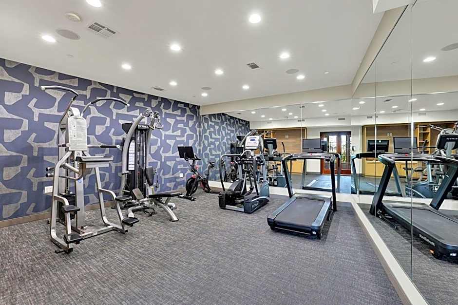 Best Western Plus Sunset Plaza Hotel