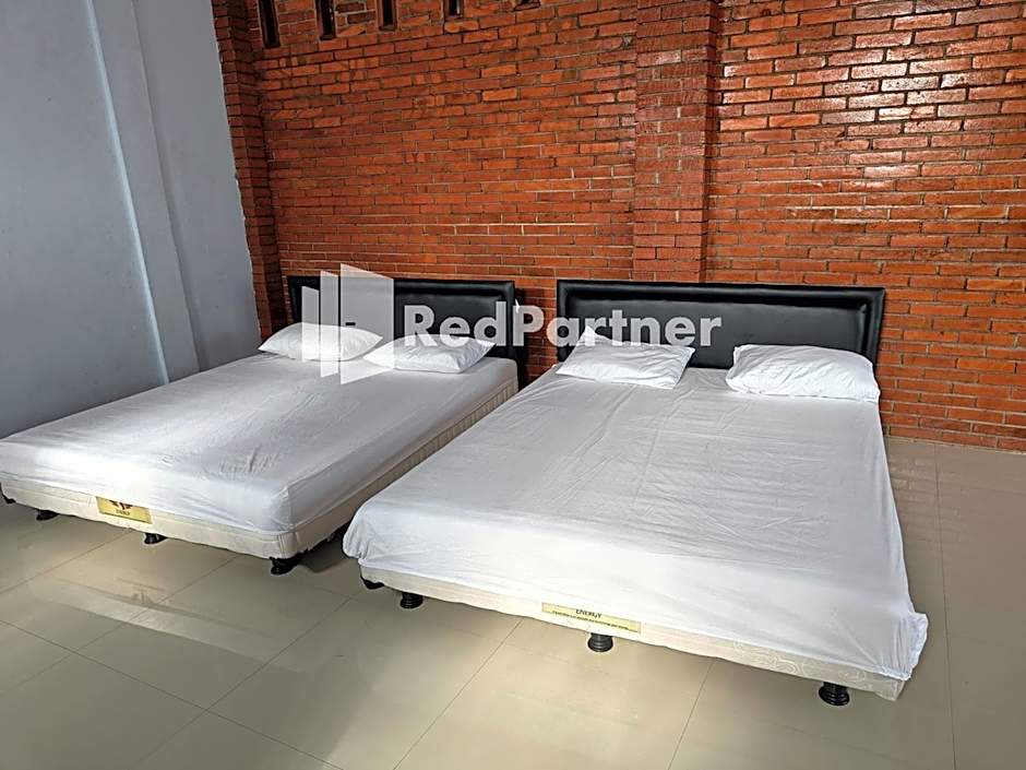 Jogo Segoro Homestay Mitra RedDoorz near Pantai Sundak Gunungkidul