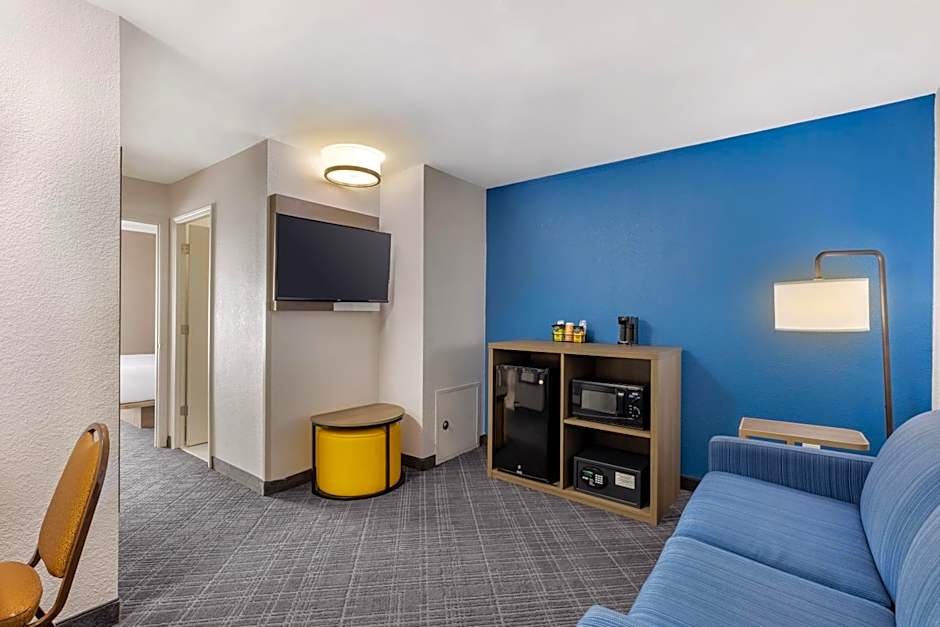 Comfort Inn Bourbonnais Near I-57