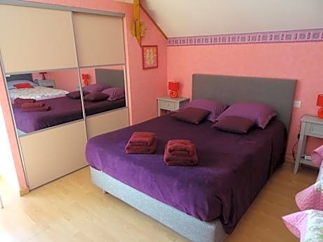 Quadruple Room with Private Bathroom