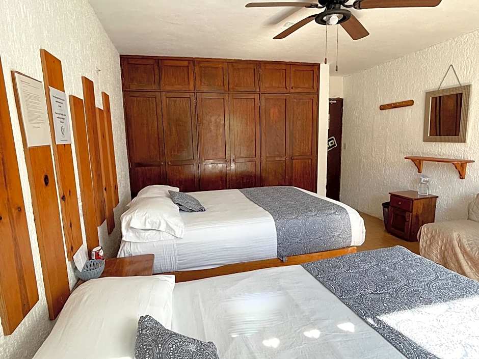 Casa Luna Family & Friends