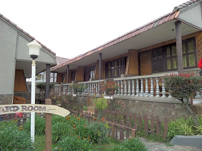 Cemara Indah Hotel