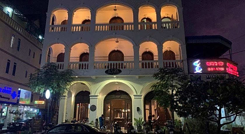 The J Break Boutique