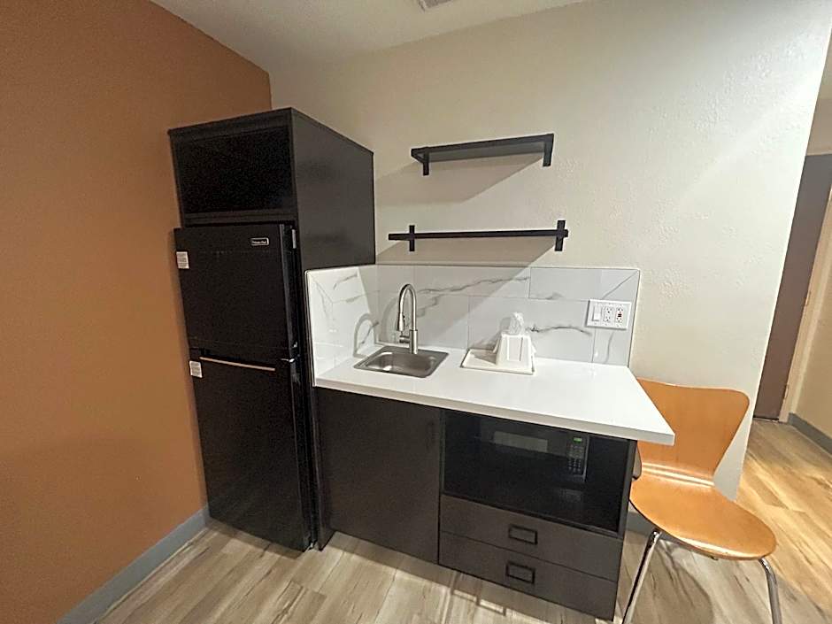 Photo 1 of 6 of 2 Double Beds