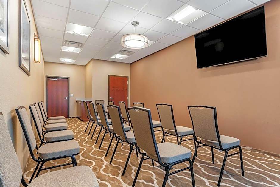 Comfort Suites Grand Island South