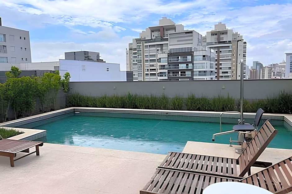 Luxuoso Flat na Bela Cintra, Jardins!