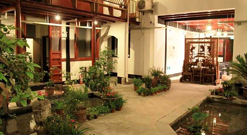 Shaoxing Luxun Native Place International Youth Hostel