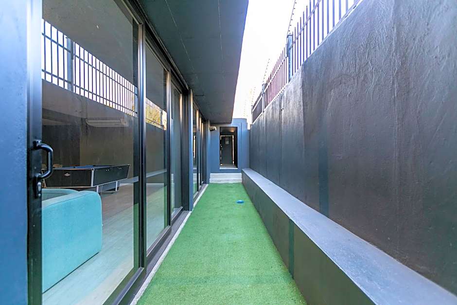 Stylish Stunner in Circa 205