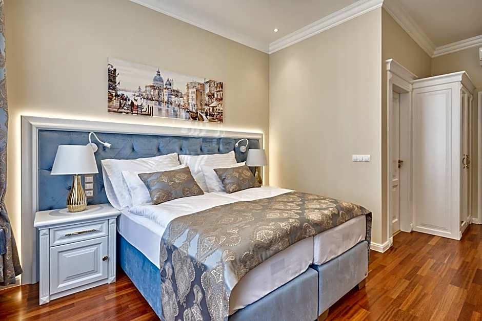 Golden Key Boutique Hotel