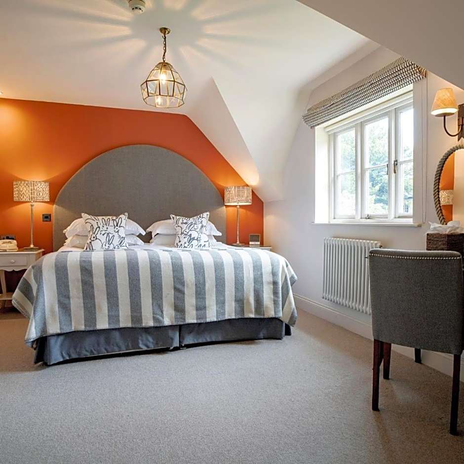 The Hare & Hounds Hotel