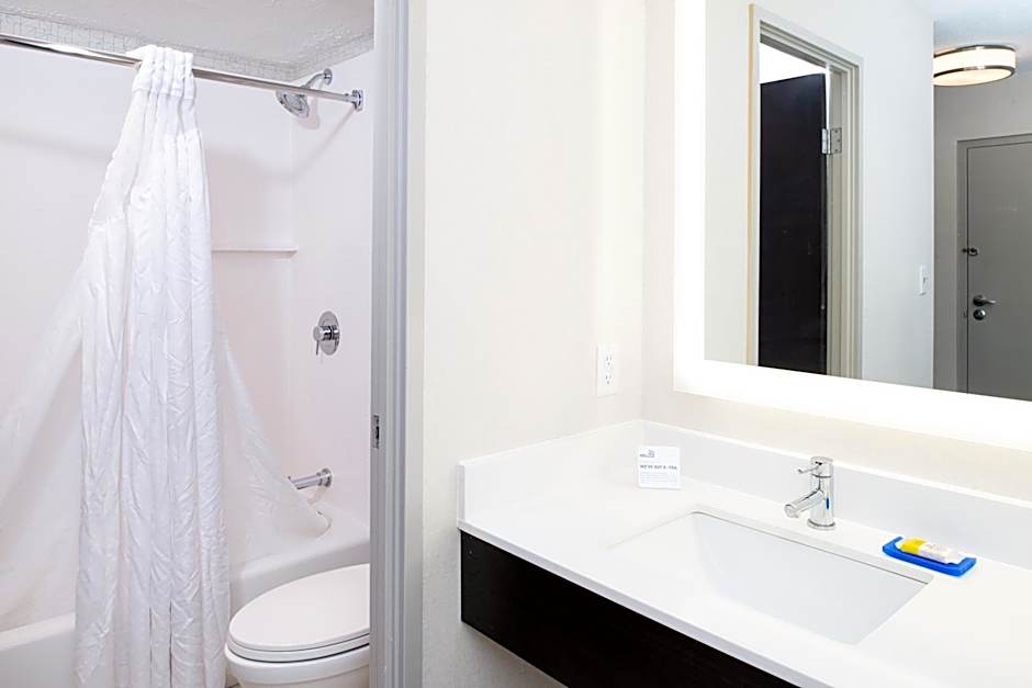 Holiday Inn Express Cincinnati West By IHG