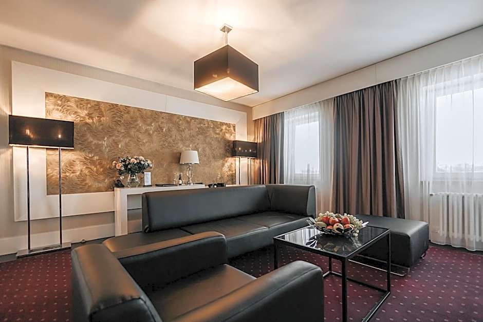 Platinum Palace Boutique Hotel