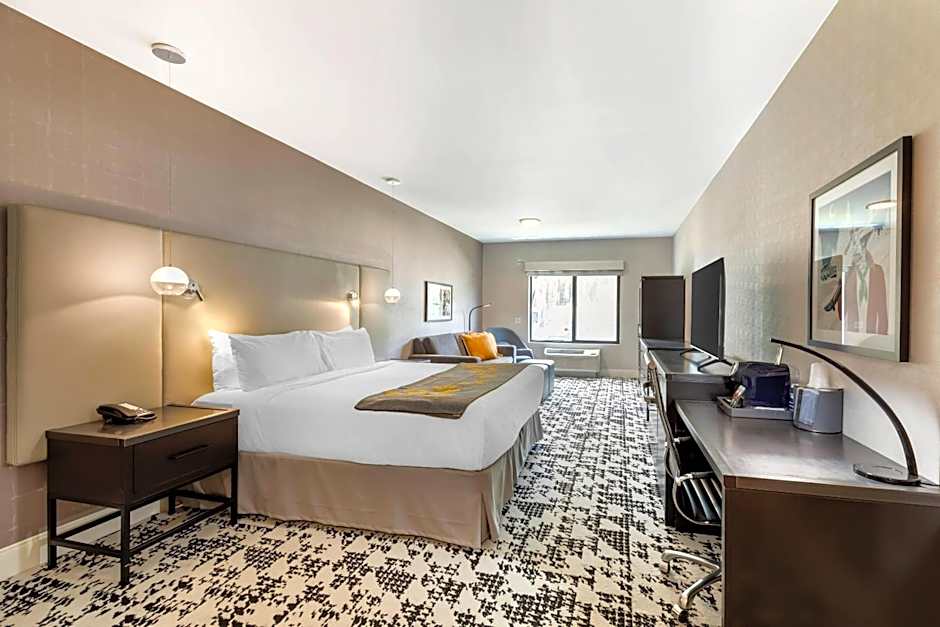 Cambria Hotel Copper Mountain