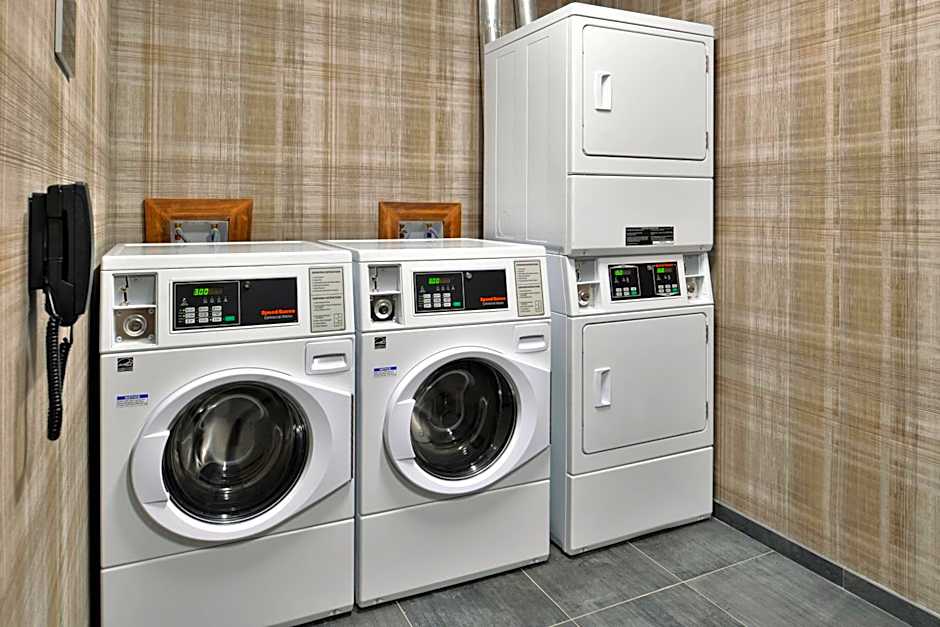 Courtyard by Marriott Edina Bloomington