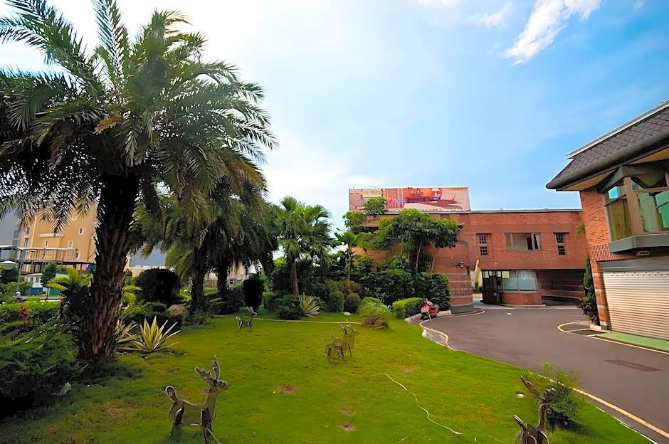 Beverly commercial motel