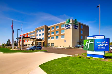 Holiday Inn Express & Suites Findlay North, an IHG Hotel