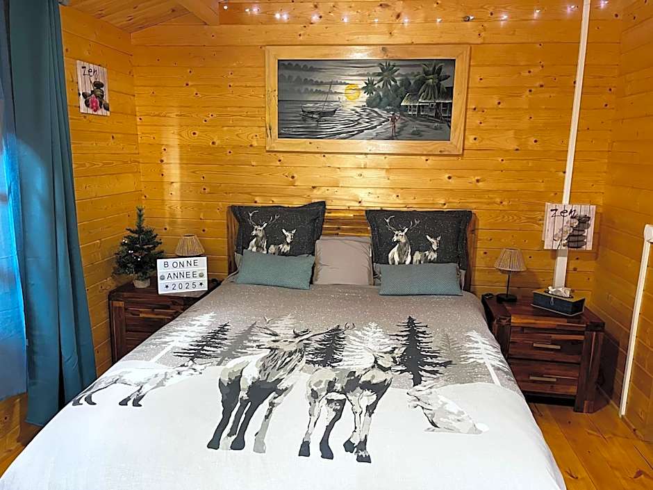 Les Chalets de Marie 974- Jacuzzi SPA privatif dans le chalet , sans vis à vis , vue mer