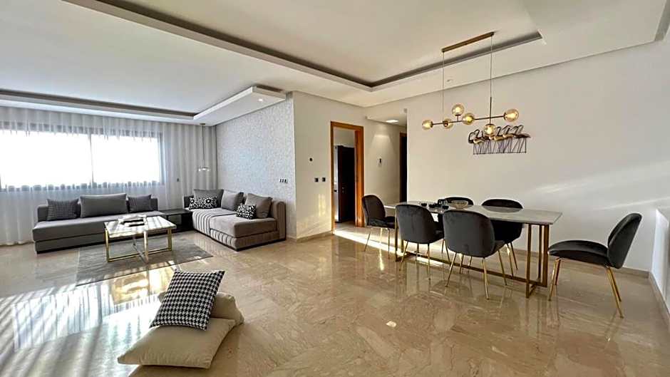 Marvelous Center Spot - 3 Bedrooms