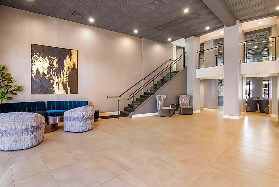 The Hourglass Hotel, Ascend Hotel Collection