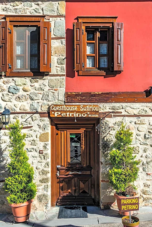 Petrino Guesthouse