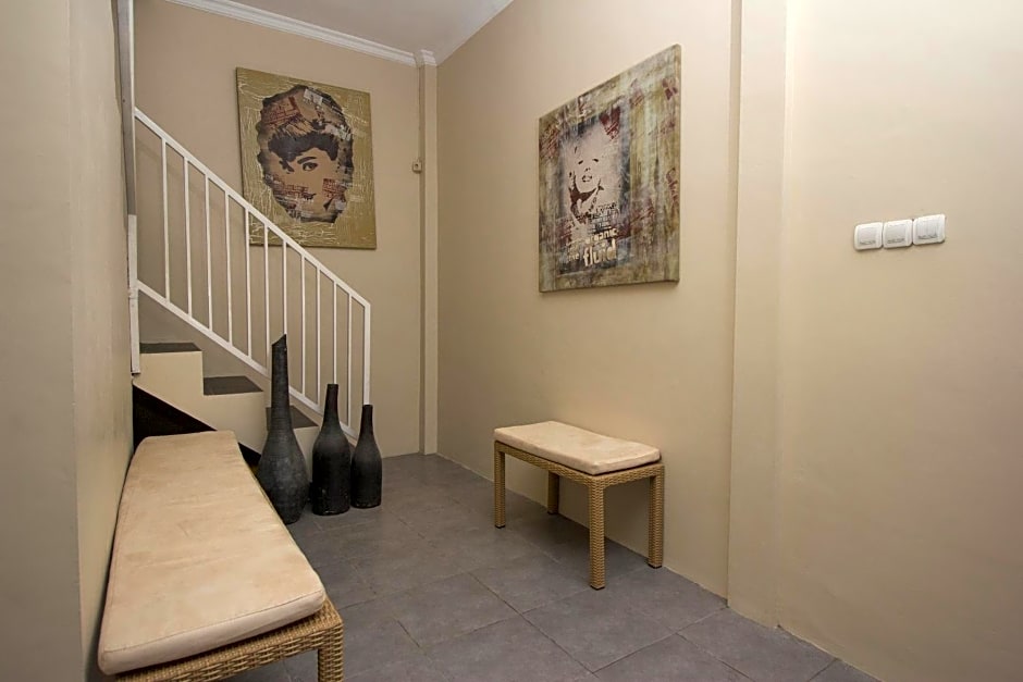 OYO 647 Irooms Homestay