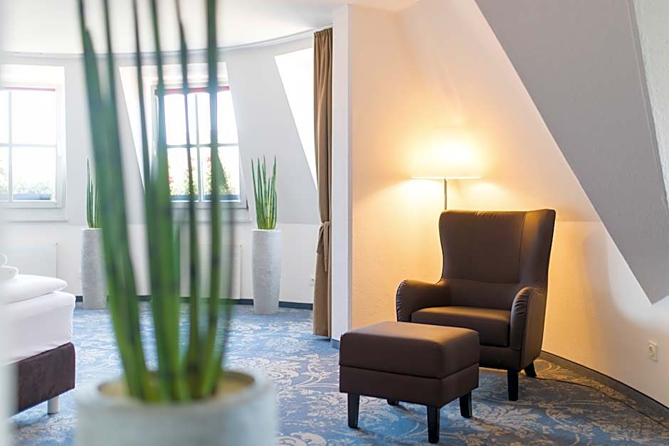 Photo 1 of 9 of Junior Suite, Tower