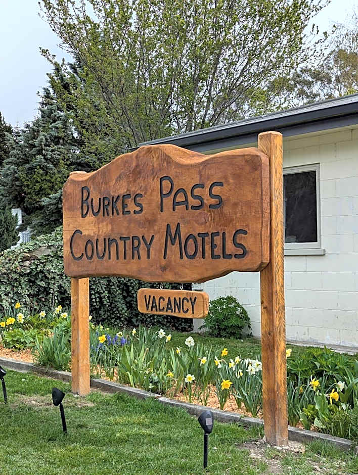 Burkes Pass Country Motels