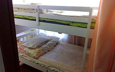 Bed in 6-Bed Mixed Dormitory Room